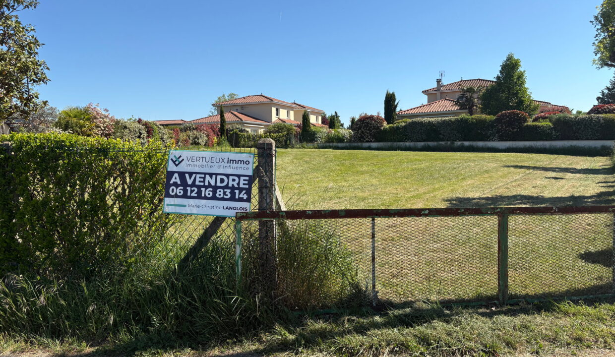 Terrain 901m² Craponne